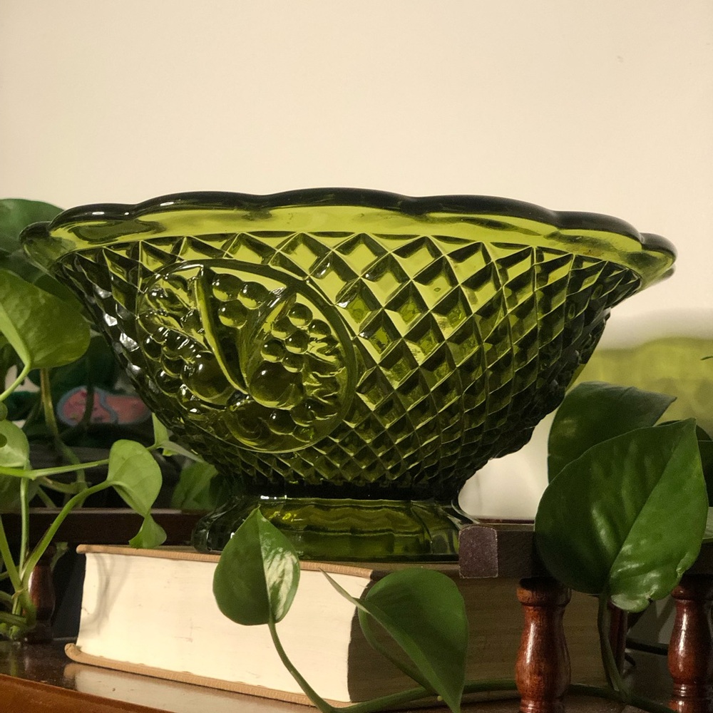 Indiana Glass Forest Green Footed Fruit & Display Bowl